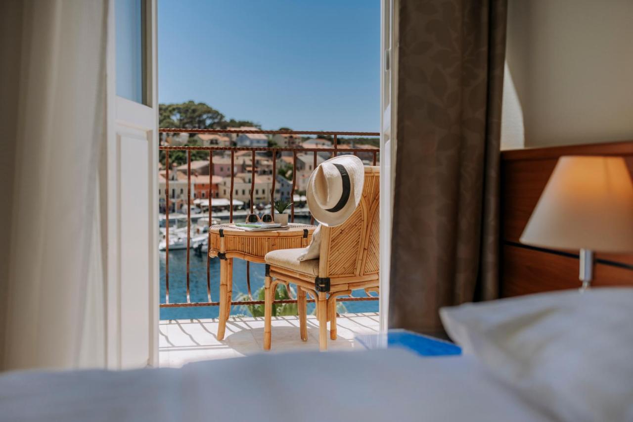 Hotel Apoksiomen Mali Lošinj Exterior foto